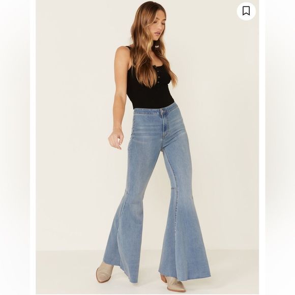 Free People Denim - FREE PEOPLE WOMEN'S LIGHT WASH HIGH RISE JUST FLOAT ON FLARE JEANS